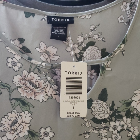 Torrid Sheer Lightweight Floral Top - Picture 3 of 3